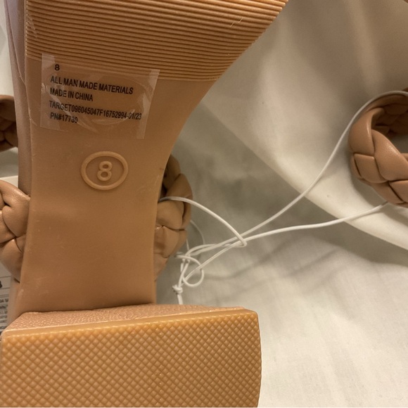 Women’s Mule Heels - Picture 10 of 11